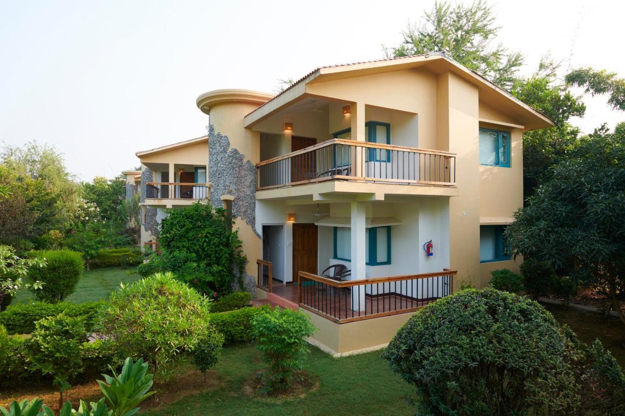 Acorn Hideaway Resort & Spa Ramnagar  Exterior photo